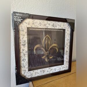 NWT Fleur De Lis Wall Decor